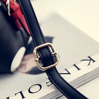 Women’s Fashion Classic Crossbody Bag  